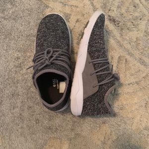 Vessi Grey Cityscape